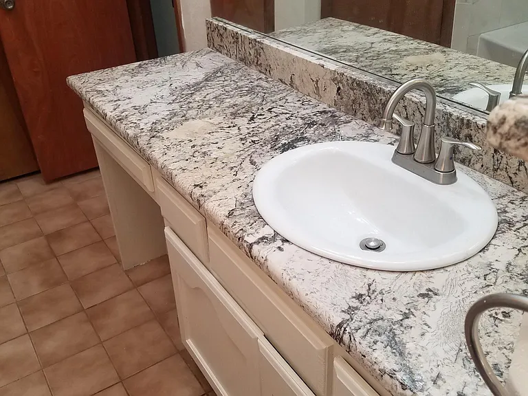 3205 W Houston Pl — Photo 24