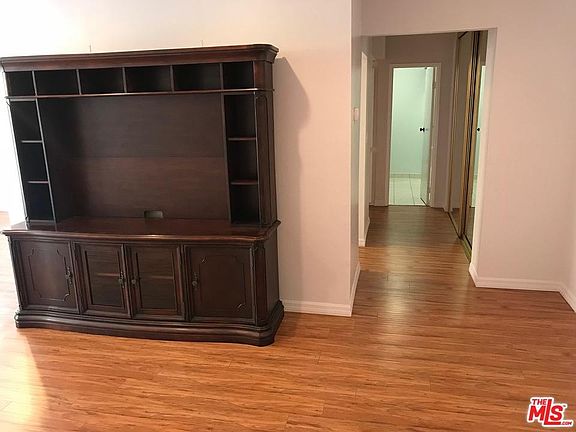 5th image of 7300 Franklin Ave APT 450