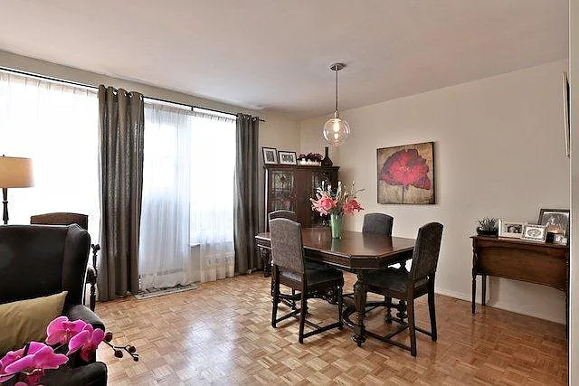 11 Shallmar Blvd — Photo 7