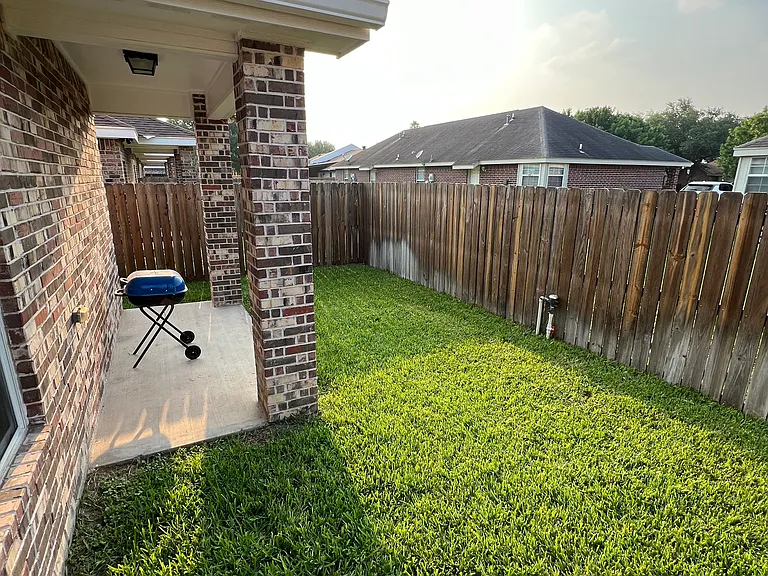 1027 Fairway Dr #1 — Photo 8