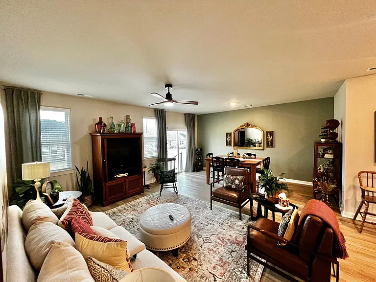 436 Golden Meadow Ln — Photo 11