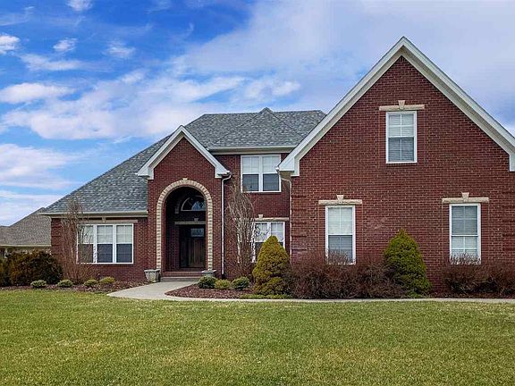 2nd image of 135 Pikes Peak Way