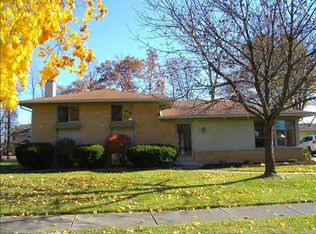 7268 Middlebury Dr, Lambertville, MI 48144