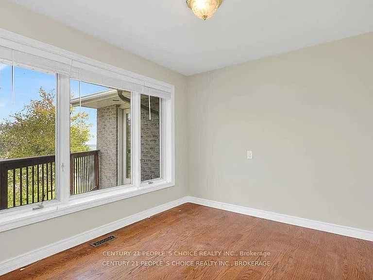 3242 Shelburne Pl — Photo 14