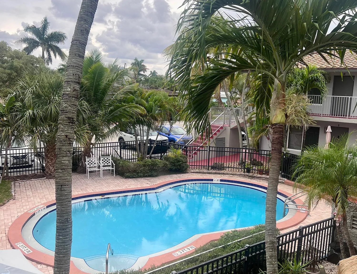2 bed, 2.0 bath, 990 sqft, $2,300 — Photo 3
