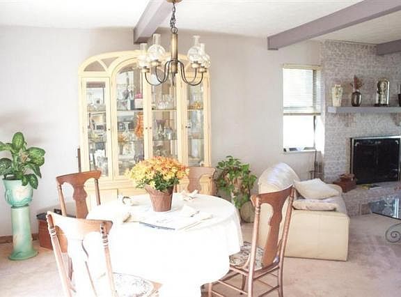 4th image of 2781 Mahoning Ct