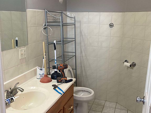 4th image of 739 S Western Ave #3