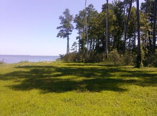 7104 Sassafras Landing Rd, Gloucester, VA 23061