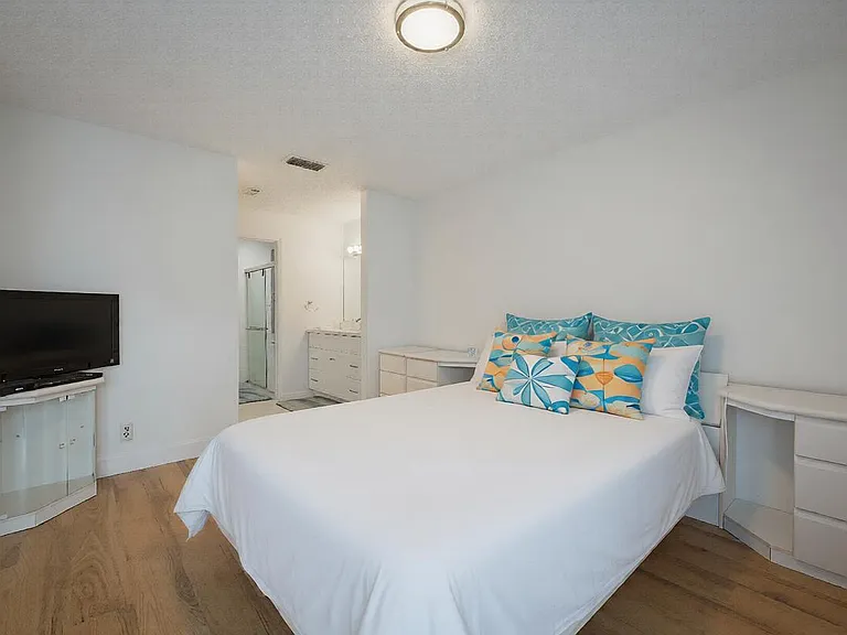 903 Harbour Pointe Way — Photo 11