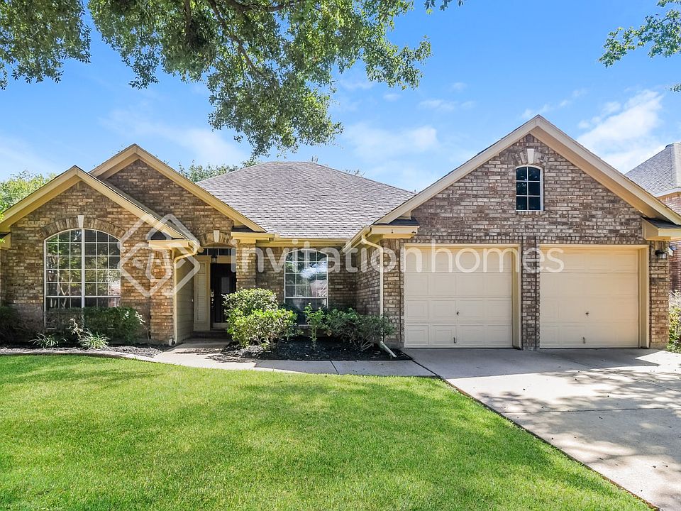 1st image of 6117 Pinwood Cir