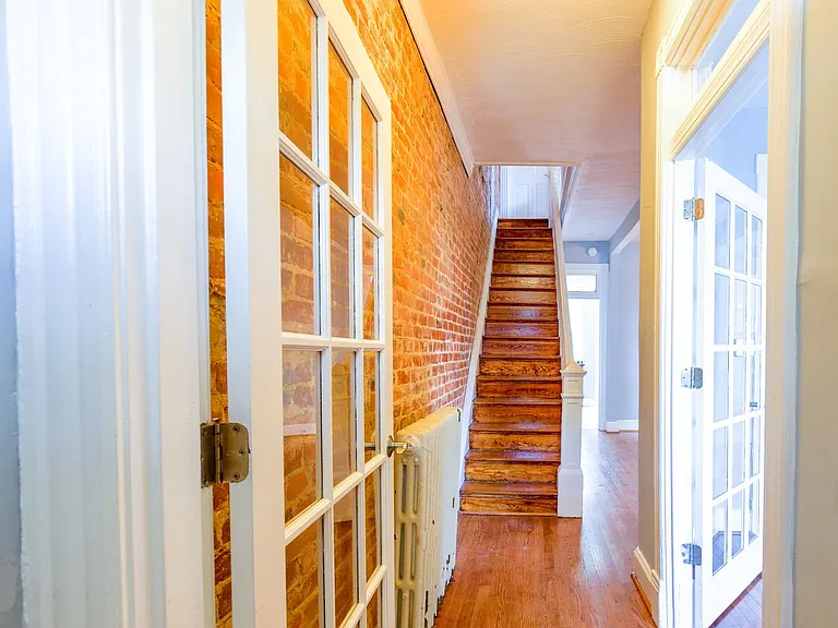 742 Harvard St NW — Photo 5