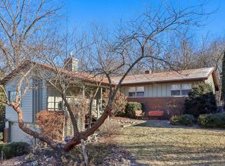 6107 Indian Mound Dr, Mc Farland, WI 53558