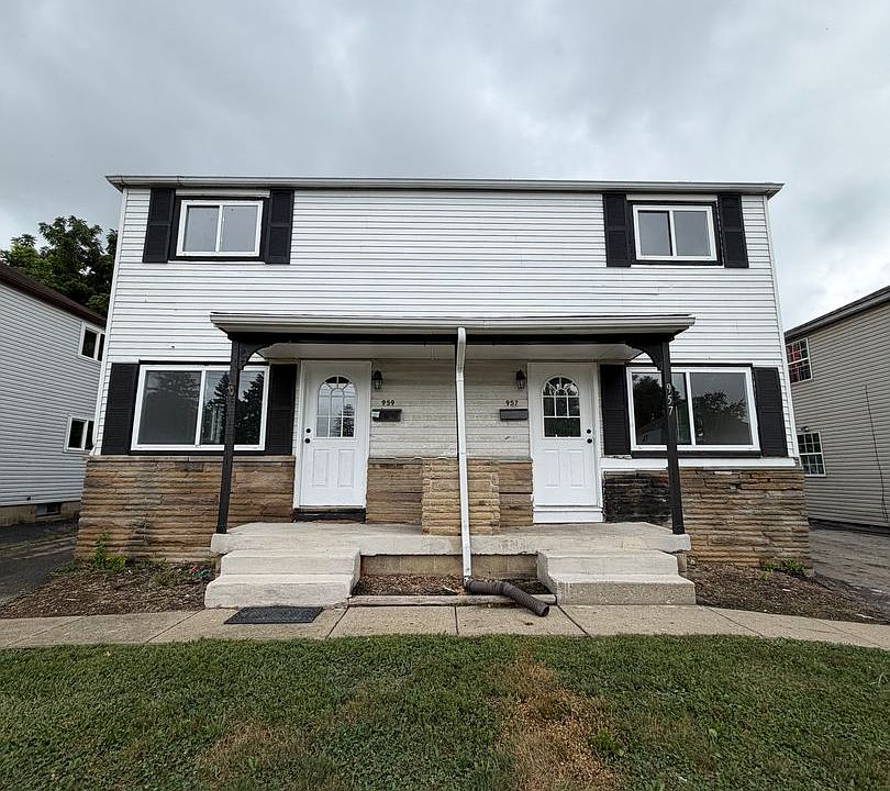 1st image of 959 Racine Ave