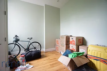 Rented by Rennit Inc.