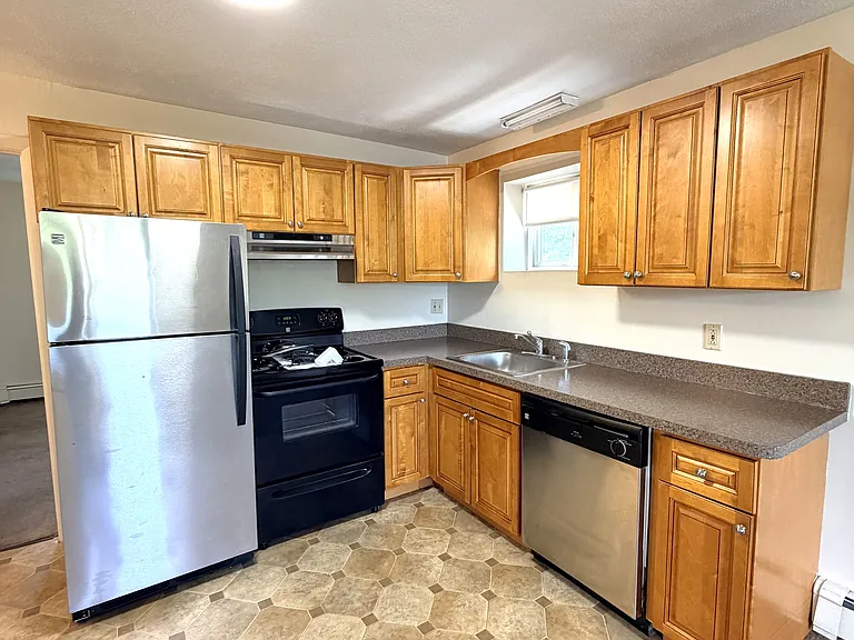 20 Craig Ave #6 — Photo 1