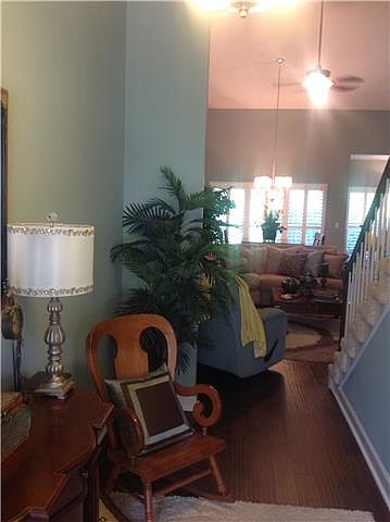 1st image of 432 Country Club Ct