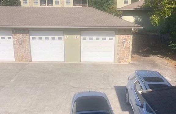 4th image of 9 Watercrest #C