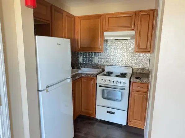 Russell Rd., Apartments, 434 Russell Rd APT 13, Westfield, MA 01085