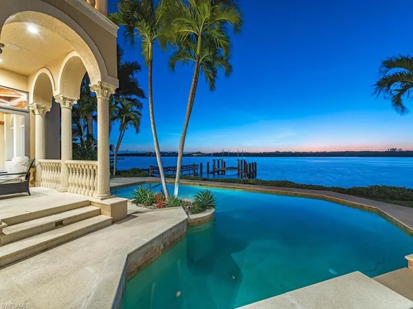 1447 Galleon DR, NAPLES, FL 34102