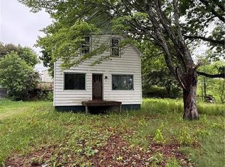 22 Beech St, McAdam, NB E6J1V8