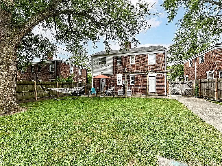 211 S Emerson Ave #2