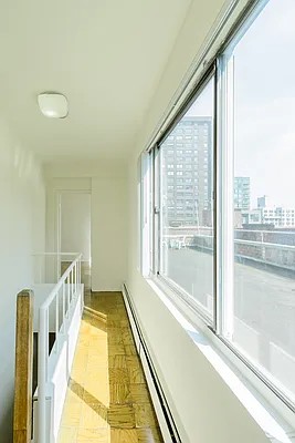 Rented by Metropolitan Property Group | media 6