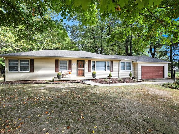 5th image of 1940 Sheridan Rd