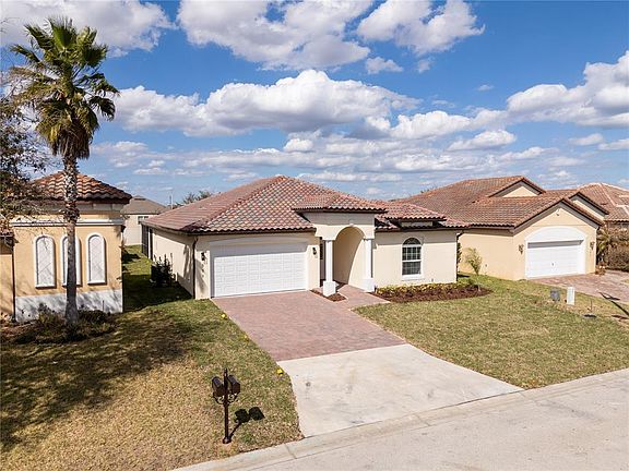 2nd image of 355 VILLA SORRENTO CIRCLE