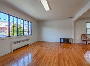 67-53 170th St #1, Fresh Meadows, NY 11365