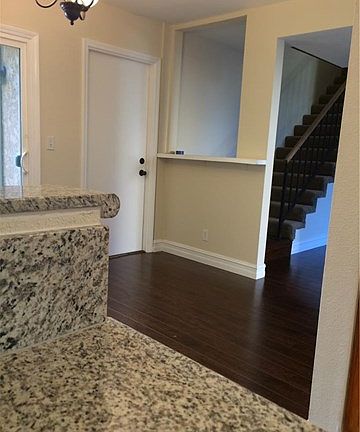 4th image of 13648 Ramona Blvd