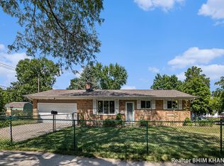 3100 Glenbrook Dr, Lansing, MI 48911