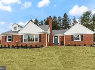 461 Collins Dr, Springfield, PA 19064