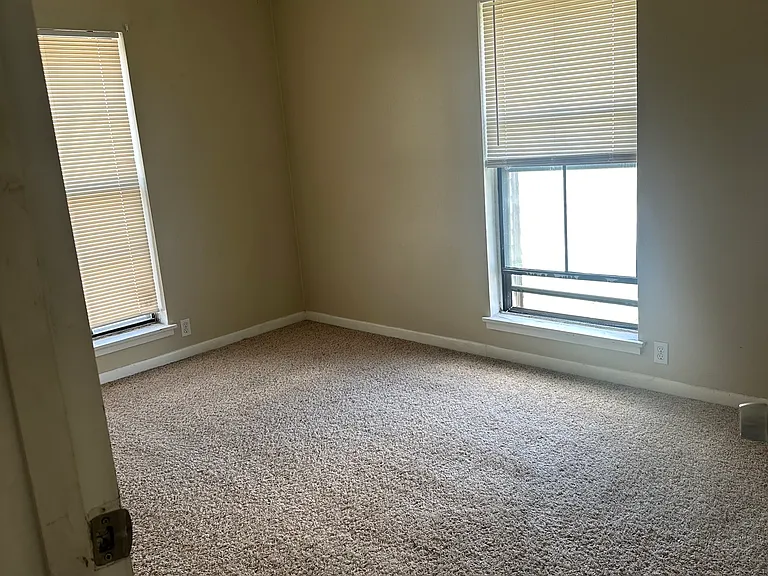 708 Dondee Dr #2 — Photo 7