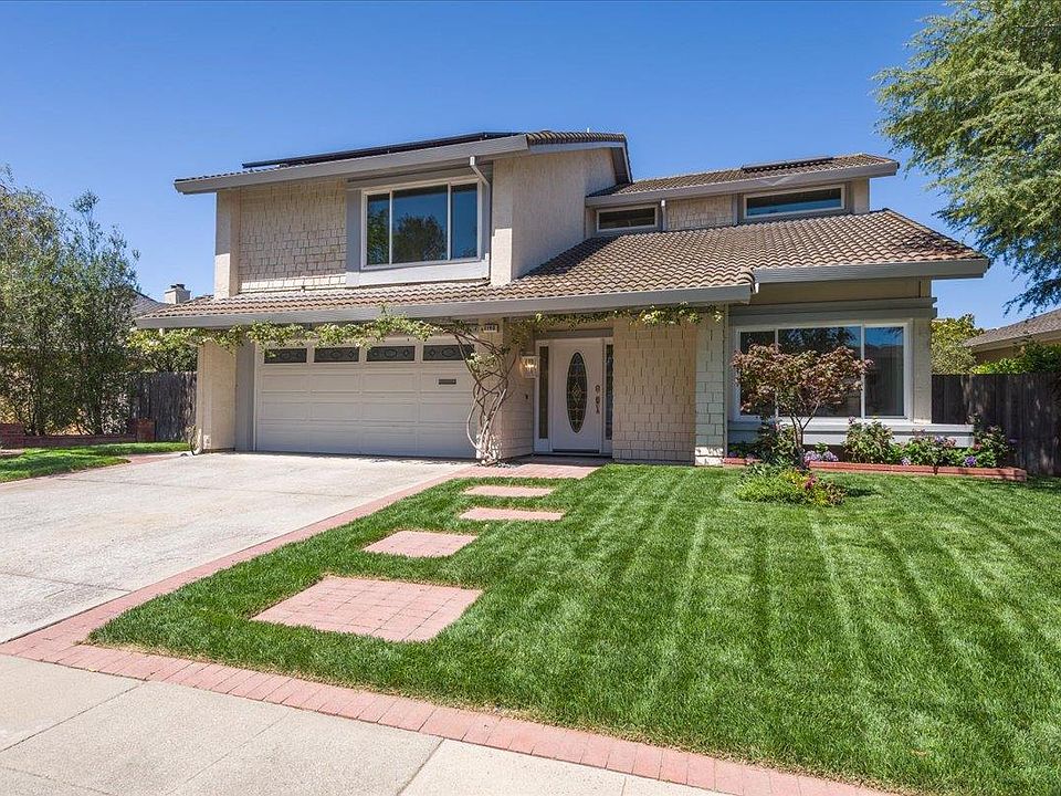 1st image of 1140 Halsey Blvd