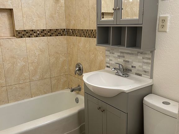 2nd image of 1047 W Avenue H7