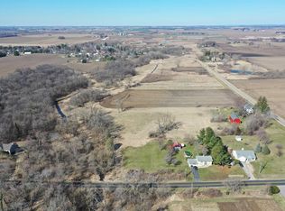 7901 N Yahara Rd, Deforest, WI 53532