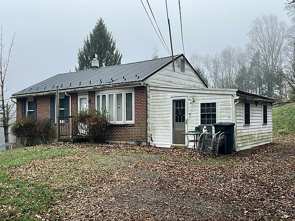 2nd image of 90 Mexico Rd