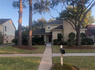 2731 Pepper Wood Dr, Sugar Land, TX 77479
