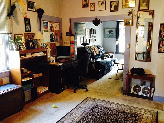 4th image of 127 N Walnut St