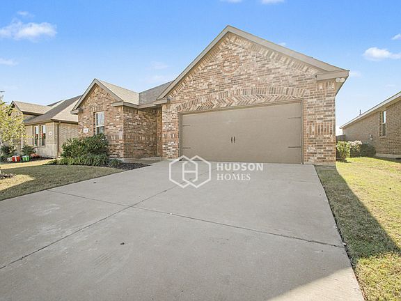 4th image of 121 Cottage Ln
