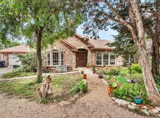 100 Hidden Bear Rd, Liberty Hill, TX 78642