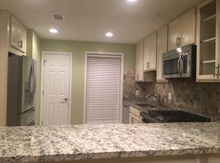 10139 Oakton Terrace Rd, Oakton, VA 22124