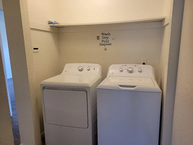 1906 Deming Dr #3 — Photo 8