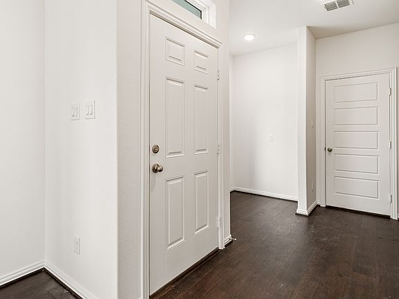 3rd image of 2158 Villa Clara Dr