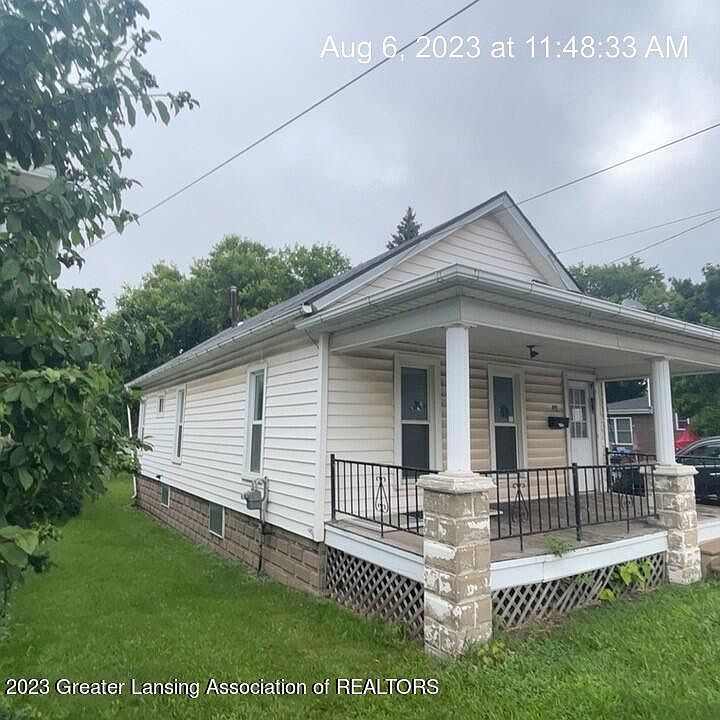 1st image of 419 Corunna Ave