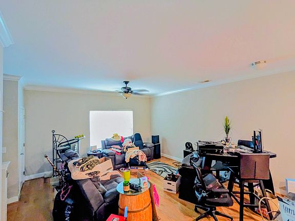 4th image of 4029 Hartland St