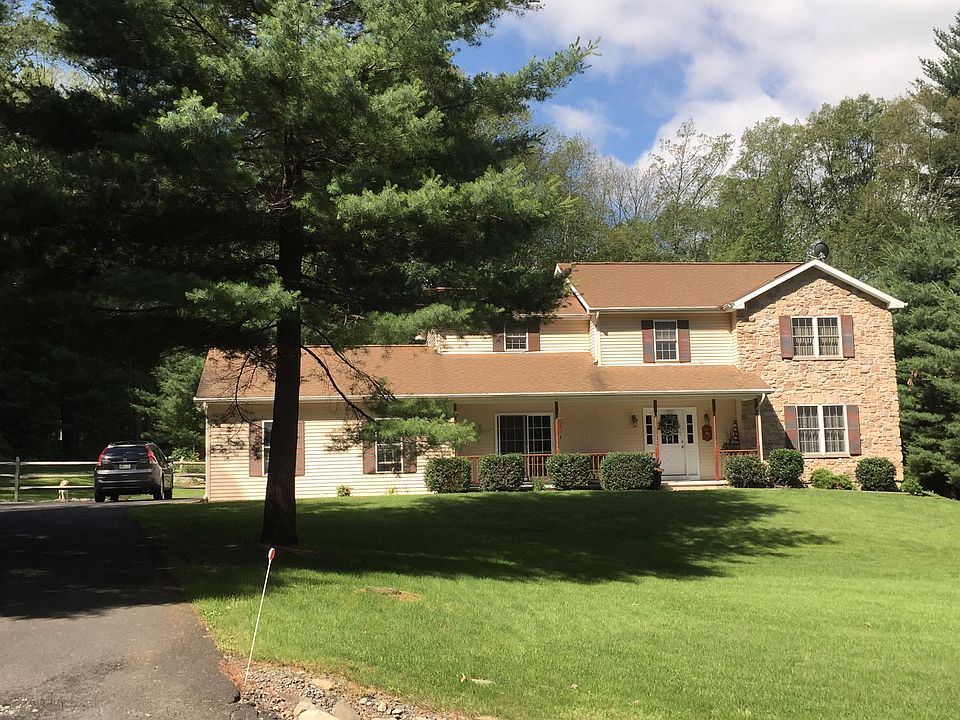 1st image of 468 Joanne Ct
