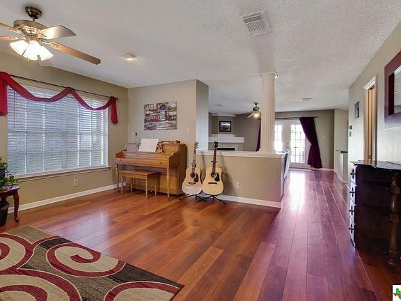 5th image of 1624 Willow Top Dr