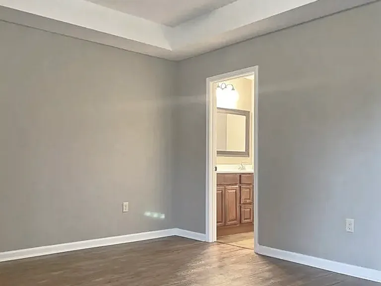 4832 Wildwood Ln — Photo 10