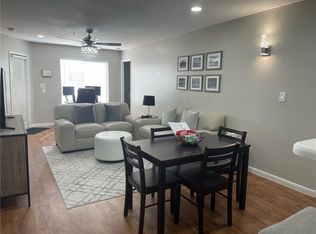 521 Parkway #204, College Station, TX 77840